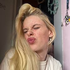 It's so unusual for him to be outside this long…. Please 🙏 check your  sheds, garden room or outhouse Please message me if you see him Thank you