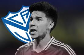 Vélez tenía abrochado a Pol Fernández, pero un conflicto frustró el deseo  de Barros Schelotto