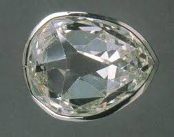 The Sancy Is Another Diamond Found In The Golcondan Mine In India It Has A Pale Yellow Color And Weighs 55 23 Carats It Is Jewels Rare Diamonds Gem Diamonds