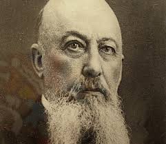 Der Großadmiral plant die kaiserliche Flotte