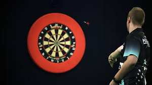 Satisfying all your darting desires with exclusive videos and snaps from the best players on the planet! Darts Regeln Tipps Fur Einsteiger Und Was Vor Dem Ersten Wurf Wichtig Ist Stern De