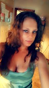 Hey yall , last one to drop a selfie wins 😁 Whoop whoop @everyone ! 🤡🪓