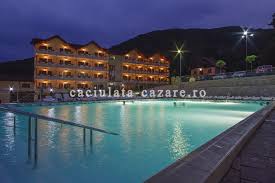 In restaurantele complexului balnear cozia (corpul caciulata, corpul oltul si corpul cozia), este obligatorie tinuta decenta. Hotel Casa Romaneasca Calimanesti Caciulata