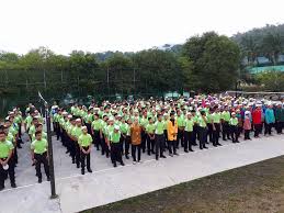 Terletak di pekan parit, perak bersebelahan masjid raudhah. Sma Maahad Al Mizan Facebook