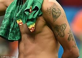Barcelona & brazil star neymar gets a tattoo of sister rafaella beckran instagram by ben green last updated: Neymar Reveals Meaning Behind Tattoos Barcelona News Latest Daily Mail Online