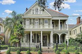 Garden District Mansion With Best Floor Plan Ever Asks 2 1m Mansions New Orleans Homes Garden District