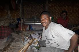 Rumah honai adalah rumah adat dari papua barat, dengan bangunan yang cukup unik bagaikan jamur yang tersebar rata di seluruh desa. Honai Rumah Adat Provinsi Papua Halaman All Kompas Com