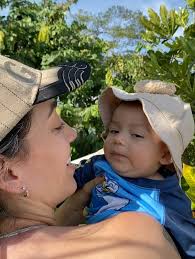 Querido septiembre: había olvidado que tú tenías otros planes✨🌸🫁🤍🐝,  Este mes recordé lo frágil que es la vida, lo impredecible, lo caótica y al  mismo tiempo, lo hermosa que puede llegar a ser., ...