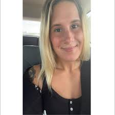 yall i just really wanna see Paramore what are the chances ?!?!?