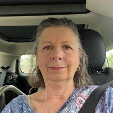 How to make mac and tomatoes?