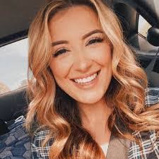 Lakisha Sanford's Instagram, Twitter & Facebook