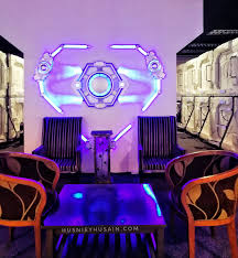 Masa sy nak buat tempat parking kereta ni, kawan baik sy leong offer sy. Menginap Hotel Jenis Capsule Dalam Terminal Bersepadu Selatan Tbs Husniey Husain