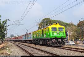 Railpictures Net Photo 37304 Indian Railways Wap 7 At Kollam India By Jay Railfotographia In 2021 Indian Railway Train Indian Railways Kollam