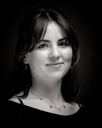 🌟 Celebrating excellence in the arts at Sycamore High School! 🎭🎤 Three  talented students have advanced to the Overture Awards semifinals: 💚Anna  Schlangen Mendez, Theatre 💛Sabine Huhn, Vocal Performance 💚Sam Waspe,  Theatre