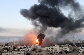 Salat jumat di gaza sebelumnya hari ini. Israel Mulai Serangan Darat Di Gaza Delegasi Keamanan Mesir Tinggalkan Tel Aviv Pikiran Rakyat Com