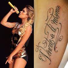 Albümleri ve şarkıları gibi bir çok soru merak konusudur. Karol G Verlobte M Vermogen Grosse Tattoo Herkunft 2021 Taddlr