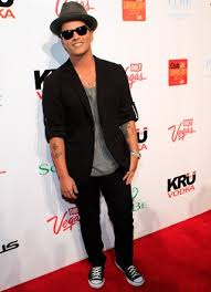 He has previously dated the popular british singer, rita ora and the popular actress, chanel malvar. Bruno Mars Body Measurements Height Weight Shoe Size Vital Stats Bio