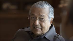 Malaysia mengamalkan sistem demokrasi berparlimen di bawah pentadbiran raja berperlembagaan. Mahathir Sistem Demokrasi Parlementer Malaysia Berjalan Baik