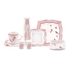 Kırmızı renkli olan güllere farklı tonlarda ışık yansıması verilerek çiçeklerin daha gerçekçi olması sağlanmış. Rukovodstvo Adelaide Broj Kahvalti Seti Takimi Karaca Hocketoanhaiphong Com