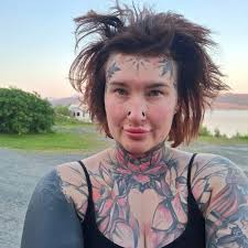 Feriehår del 2. Denne gangen i Nord-norsk natur. #lekakommune #lekacamping  #svetter #saltvann saltmann