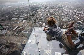 I am frustrated with the fact that i was able to eat lunch and dinner in a restaurant more. Glass Balcony At Sears Tower Archdaily