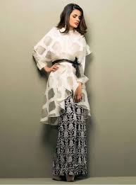 Pakistani Net Frocks And Gowns With Price For 2020 Lace Party Dresses Dresses Frocks And Gowns