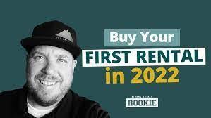 Leah Burpee's Instagram, Twitter & Facebook