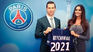 The polish defender is born to parents, mother grazyna krychowiak, and father, edward krychowiak on 29 january 1990 in gryfice, poland. Official Grzegorz Krychowiak Signs For Psg F C Youtube
