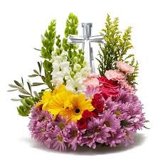 It is customary to make a brief visit and spend a few moments in private prayer and then to visit with the family members. Pin On Flowers