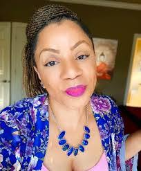 Angela Littrell's Instagram, Twitter & Facebook