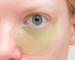 These eye patches are made with two different gold based ingredients including 24k gold as well as colloidal gold. Peter Thomas Roth Ptrcultclassics 4 Piece Series Set Review Futurederm