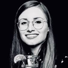 Tanya Cote's Instagram, Twitter & Facebook