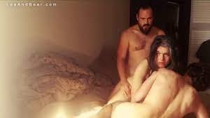 Husband shares wife with bestfriend, taking turns cumming in her, four  loads total. - Free Porn Videos - YouPorn