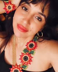 🥳 33 and feeling free! Cheers to this new season! Another trip around the  sun & ready for more adventures to come. Beyond grateful for everyone in my  life. Thank you all