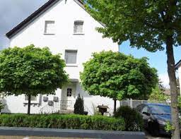 Zweifamilienhaus kaufen in riegelsberg, mit garage, 4.064 m² grundstück, 190 m² wohnfläche, 9 zimmer. Haus Zum Verkauf Gobenstr 85 66763 Saarland Dillingen Saar Mapio Net