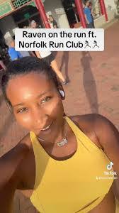 Melissa Salzman's Instagram, Twitter & Facebook