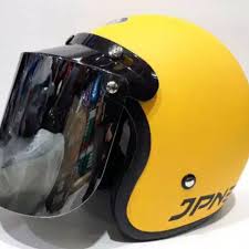 Lebih mahal dibandingkan harga helm bogo tanpa kaca yang biasanya dibawah 200 ribu. Koleksi Terbaru Helm Bogo Kaca Datar Original Ideku Unik
