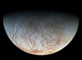 Scientists think europa's ice shell is 10 to 15 miles (15 to 25 kilometers) thick, floating on an ocean 40 to 100 miles (60 to 150 kilometers) deep. Nasa Europa Clipper On Twitter Maythe4thbewithyou Let S Compare The Ice Worlds Hoth And Europa Lots Of Ice Hoth Europa Visits From Robotic Probes Hoth Europa Wampas Hoth Europa Real Place Hoth Europa