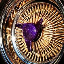 Aaron Curls (aaroncurls75)