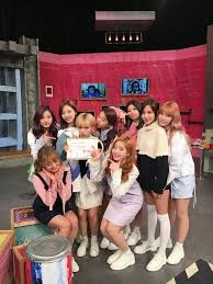 It is possible for some people to get mono twice, or to experience a recurrence of symptoms. Variety Show Laman 3 Novilimzlovetwice