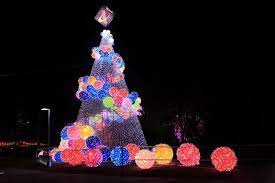 Colorful Modern Christmas Trees With Light Balls Hanging Christmas Lights Modern Christmas Tree Wooden Christmas Tree Decorations