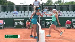 Raducanu was born in toronto, canada to a romanian father and a chinese mother. Tennis On Telly On Twitter Emma Raducanu Beat Maria Timoffeva In The First Round Of The Girls Competition At Roland Garros