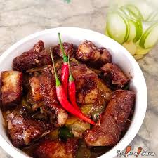 Pork Binagoongan Recipe Pork Cooked In Shrimp Paste Recipe Pork Recipes Recipes Indian Food Recipes Vegetarian