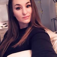 Carly Payton's Instagram, Twitter & Facebook