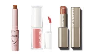 荒れない口紅が欲しい！保湿成分配合・低刺激処方のおすすめアイテム9選。正しいリップケア方法も解説 | Domani