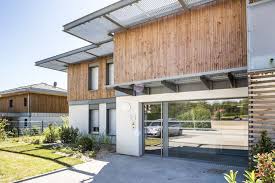 Residence Le Sequoia Chens Sur Leman France Architecture Moderne Eco Responsable Melange Bois Acier Barda Architecture Architecture Moderne Bardage Bois