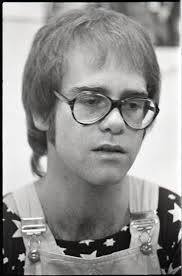 Foi lançado no dia 10 de abril de 1970. Elton John Backstage And Performing At The Boston Tea Party Elton John October 1970