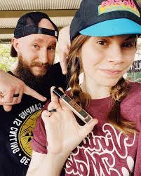 Hannah Weatherbee's Instagram, Twitter & Facebook