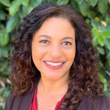 Sherry Kidd's Instagram, Twitter & Facebook