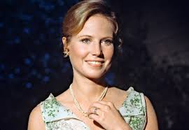 General Hospital's Dr. Monica Quartermaine Through the Years — Photos and  Timeline